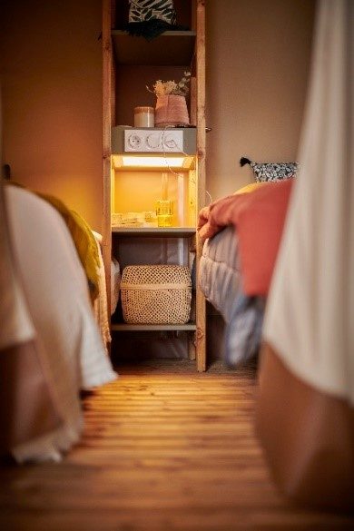 Wood Lodge 34-3-S chambre enfant lumière et prises Sunshine Habitat