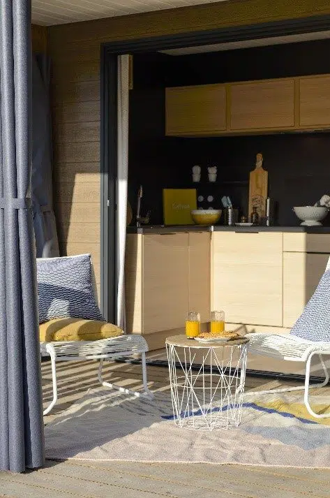 terrasse cuisine ouverte chalet plein air