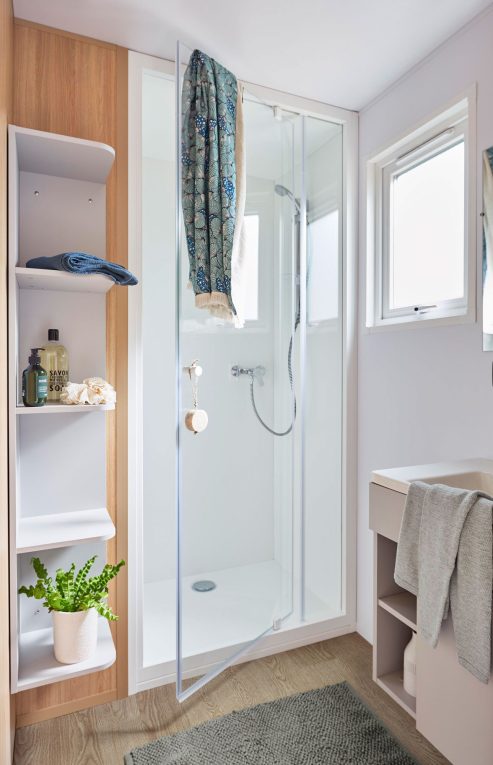 salle de douche mobil-home bora louisiane