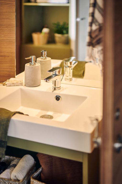 vasque salle de bain du mini wood lodge 23-2-S