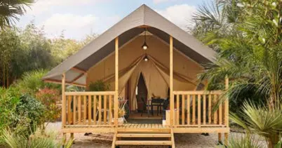 vue extérieure mini wood lodge